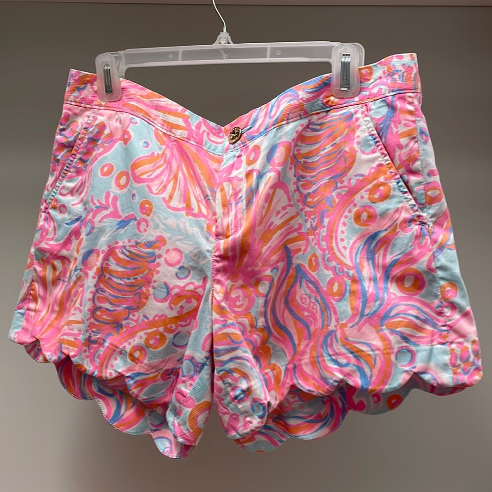 Lilly Pulitzer Buttercup Shorts Too Much Bubbly Pink & Blue Scalloped Size 10 - Picture 8 of 9